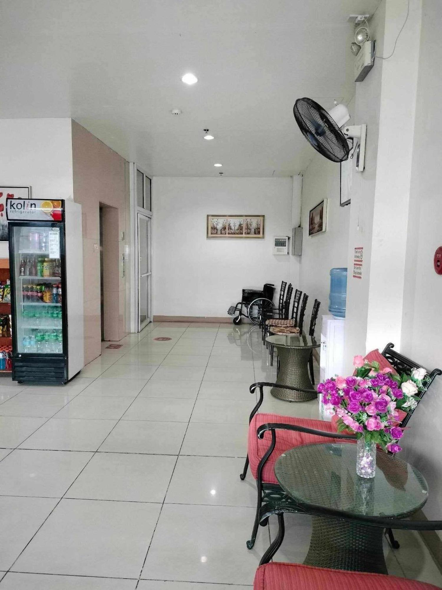 Meaco Royal Hotel - Batangas City Bagian luar foto