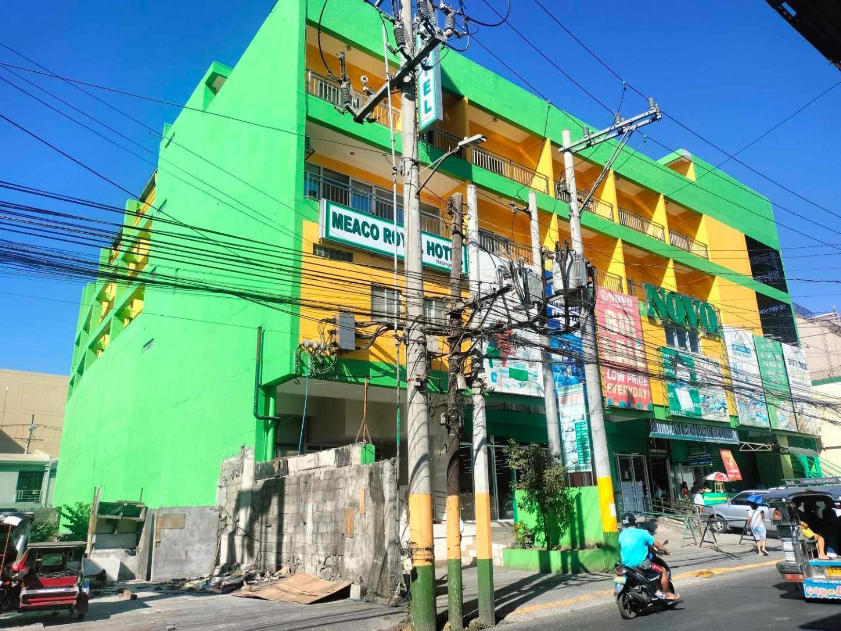 Meaco Royal Hotel - Batangas City Bagian luar foto