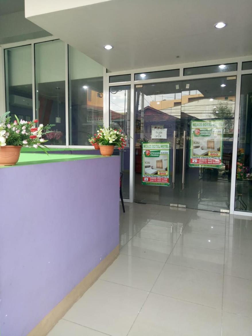 Meaco Royal Hotel - Batangas City Bagian luar foto