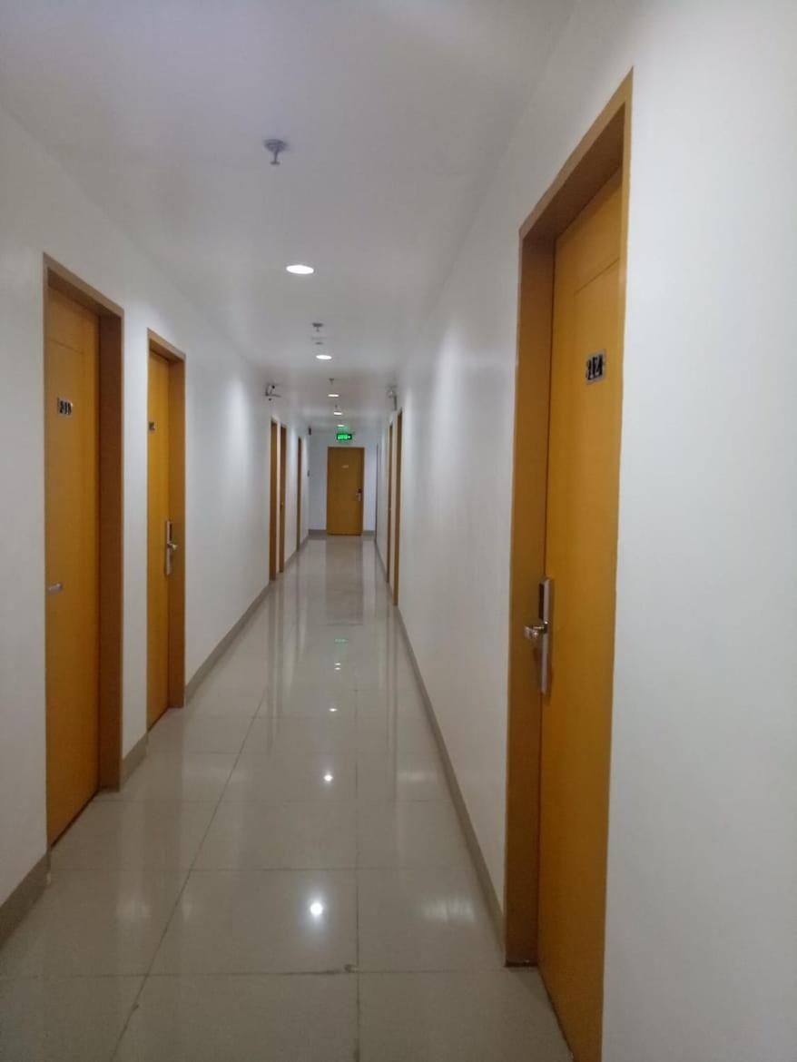 Meaco Royal Hotel - Batangas City Bagian luar foto