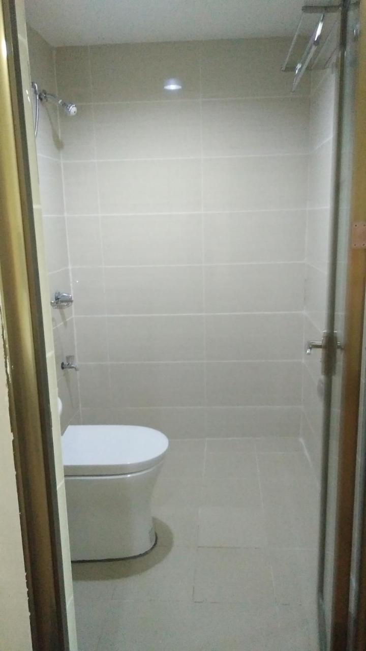 Meaco Royal Hotel - Batangas City Bagian luar foto